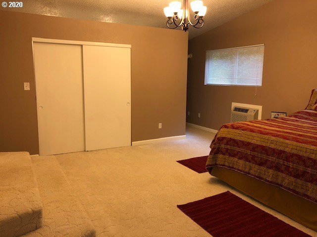 2955 Southeast Anderson Road Gresham, OR 97080 - Photo 13 of 25 Gallery Image 13