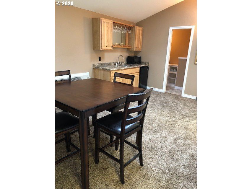 2955 Southeast Anderson Road Gresham, OR 97080 - Photo 17 of 25 Gallery Image 17