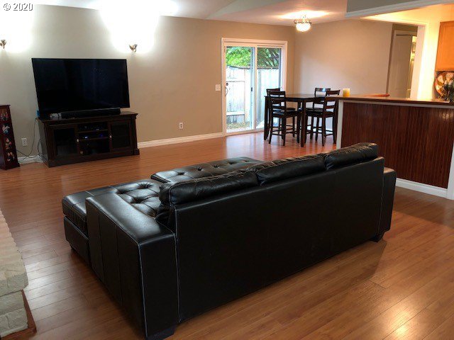 2955 Southeast Anderson Road Gresham, OR 97080 - Photo 6 of 25 Gallery Image 6