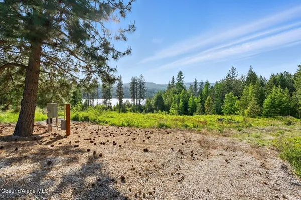 $194,000 | 66 Beacon Hill Road, Cocolalla, ID 83813