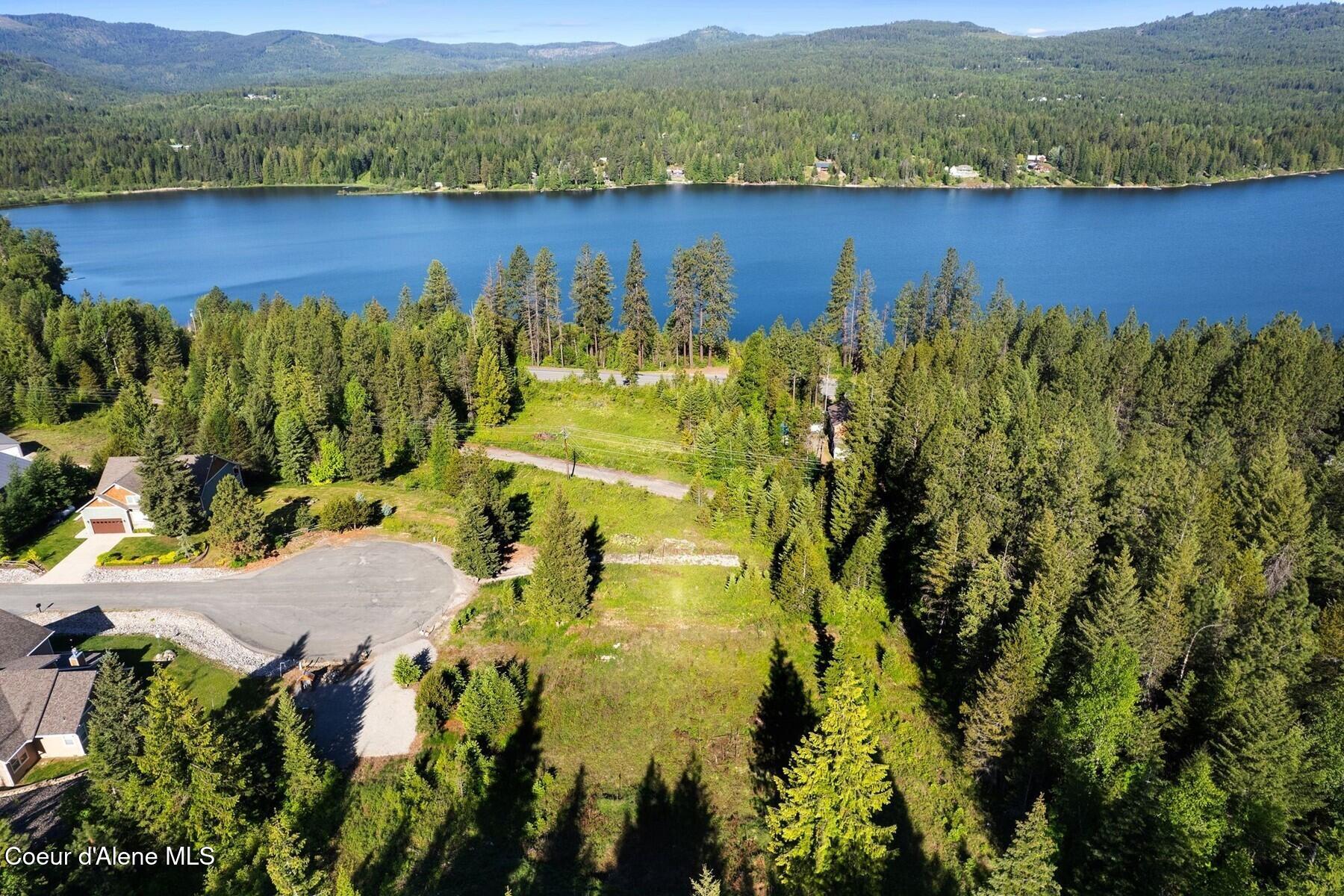 66 Beacon Hill Road Cocolalla, ID 83813 - Photo 15 of 20 .