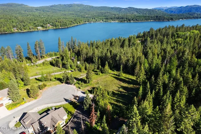 $194,000 | 66 Beacon Hill Road, Cocolalla, ID 83813