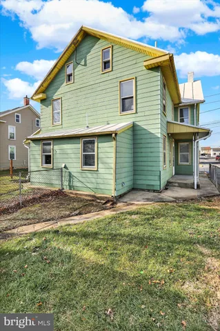 $349,900 | 23 North Front Street, Womelsdorf, PA 19567