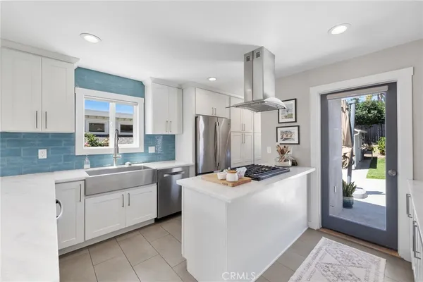 $2,288,000 | 114 Esplanade, San Clemente, CA 92672