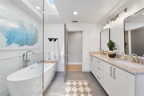 $2,288,000 | 114 Esplanade, San Clemente, CA 92672