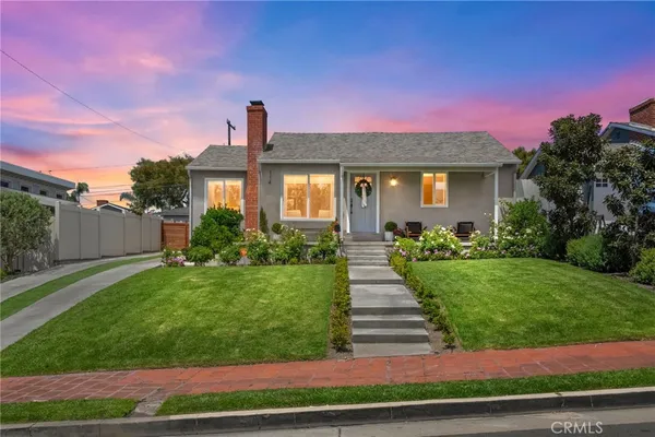 $2,288,000 | 114 Esplanade, San Clemente, CA 92672