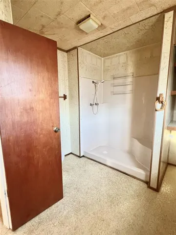 $95,000 | 310 Hughes Street, Quanah, TX 79252