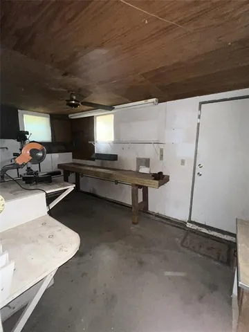 $95,000 | 310 Hughes Street, Quanah, TX 79252