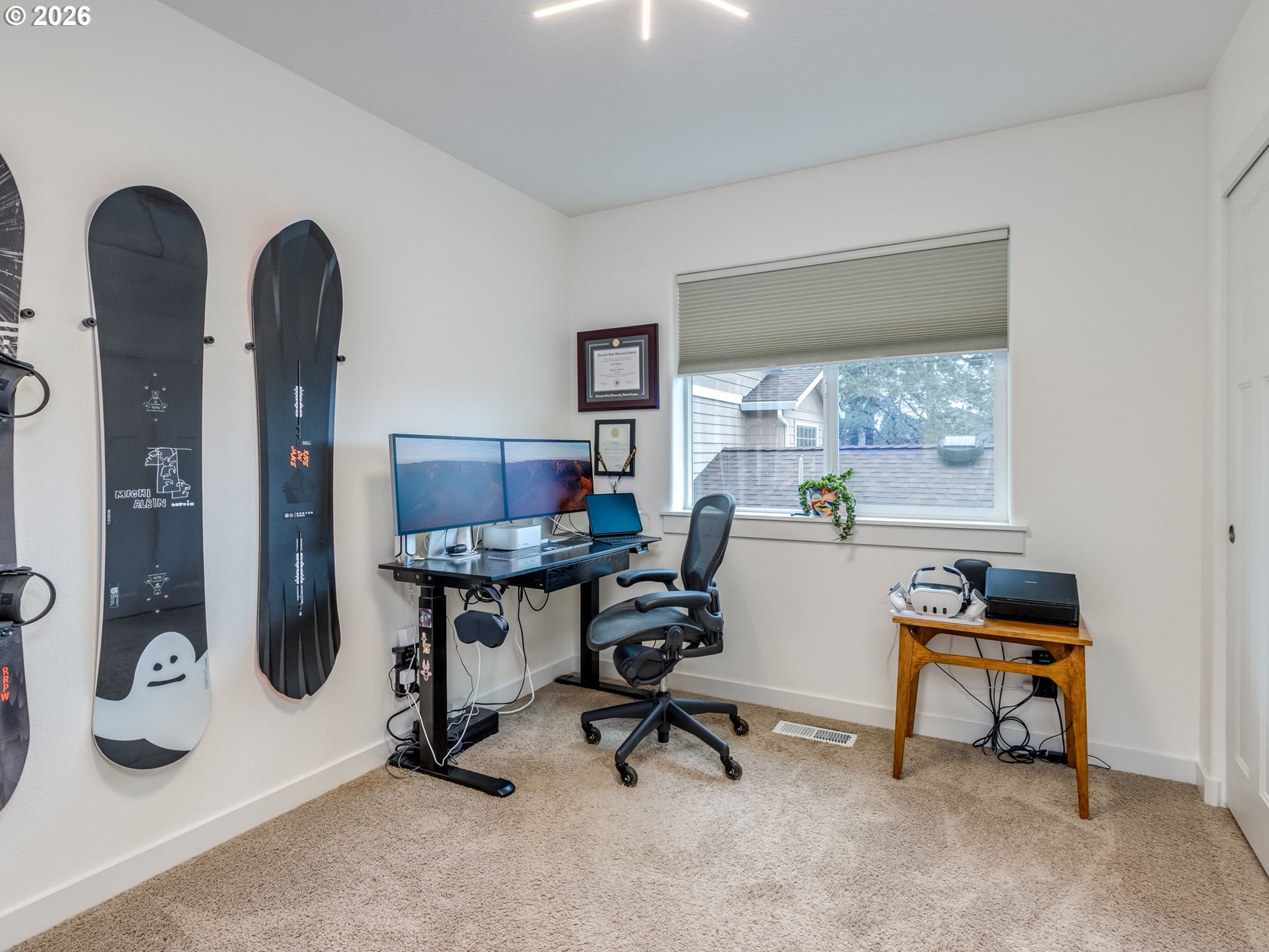 5619 Southeast Carlton Street Portland, OR 97206 - Photo 13 of 30 a view of workspace with entryway