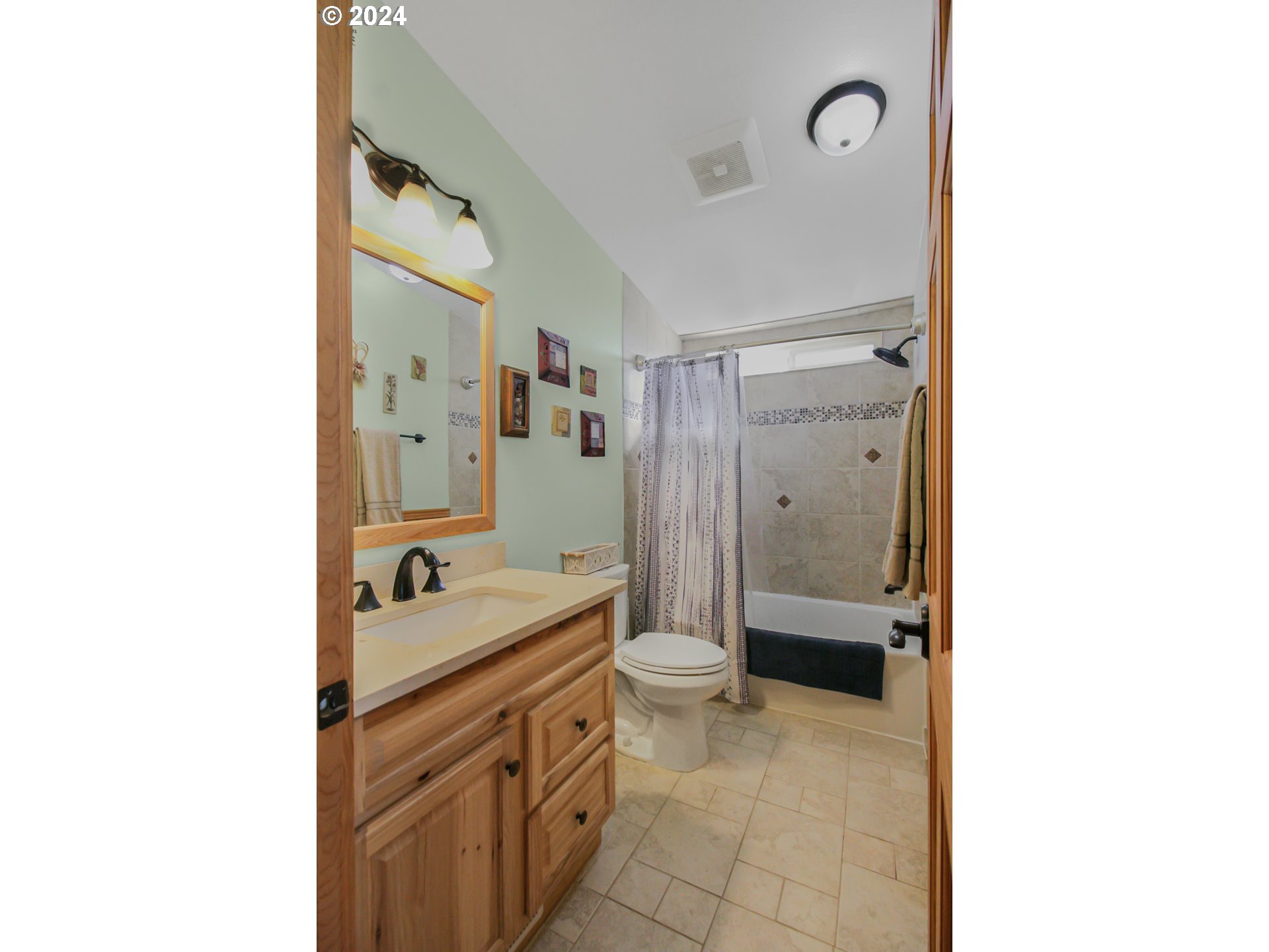 21000 Northwest Reservoir Road Yamhill, OR 97148 - Photo 15 of 45 Gallery Image 15