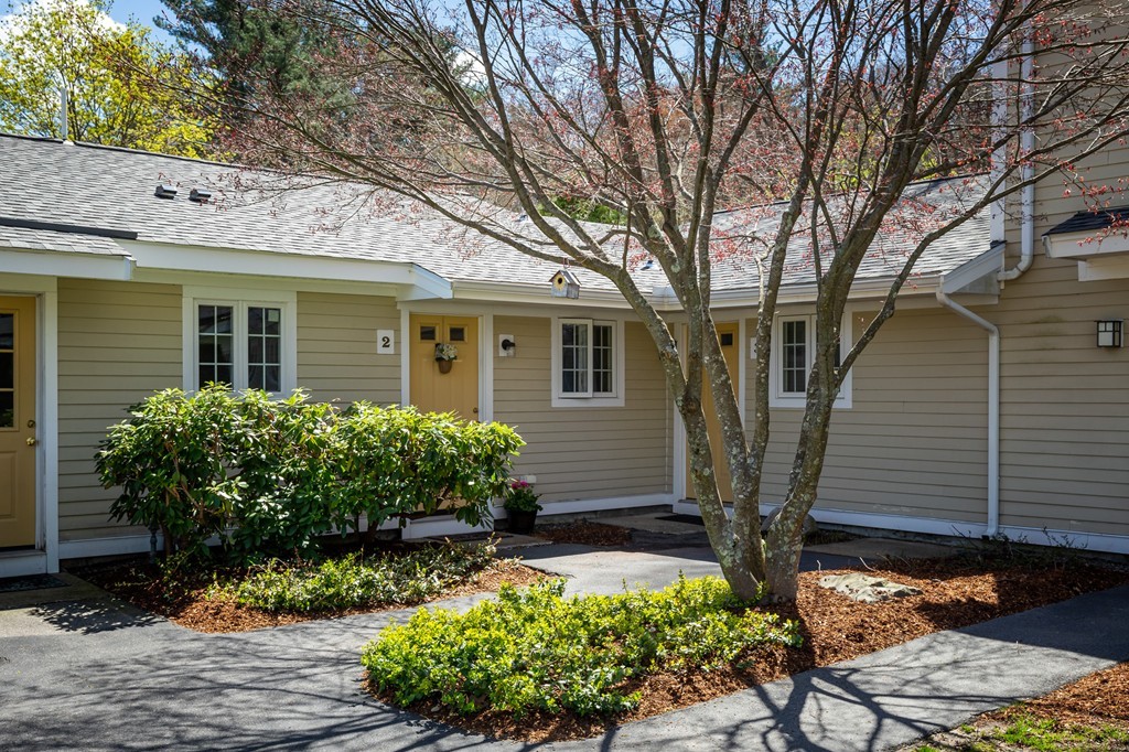 7 Nancy Road, Unit 2 Easton, MA 02375 - Photo 2 of 25 Gallery Image 2