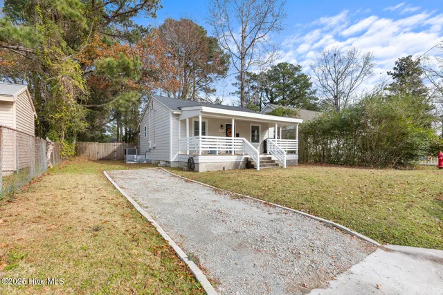 $198,900 | 138 Elizabeth Street, Jacksonville, NC 28540