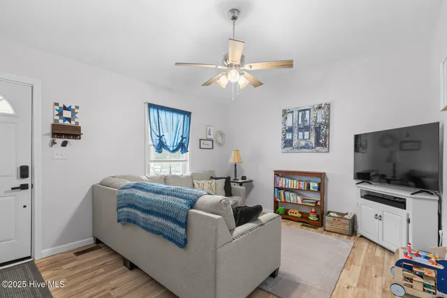 $198,900 | 138 Elizabeth Street, Jacksonville, NC 28540