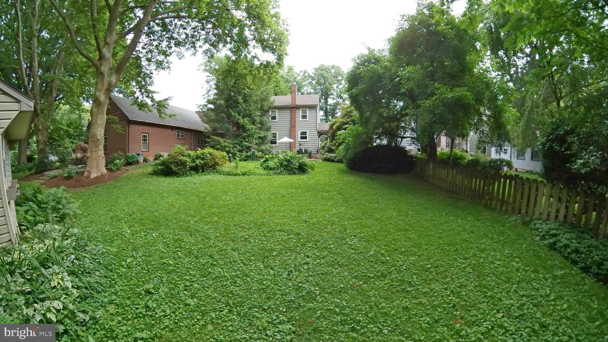 107 West 3rd Avenue Lititz, PA 17543 - Photo 3 of 23