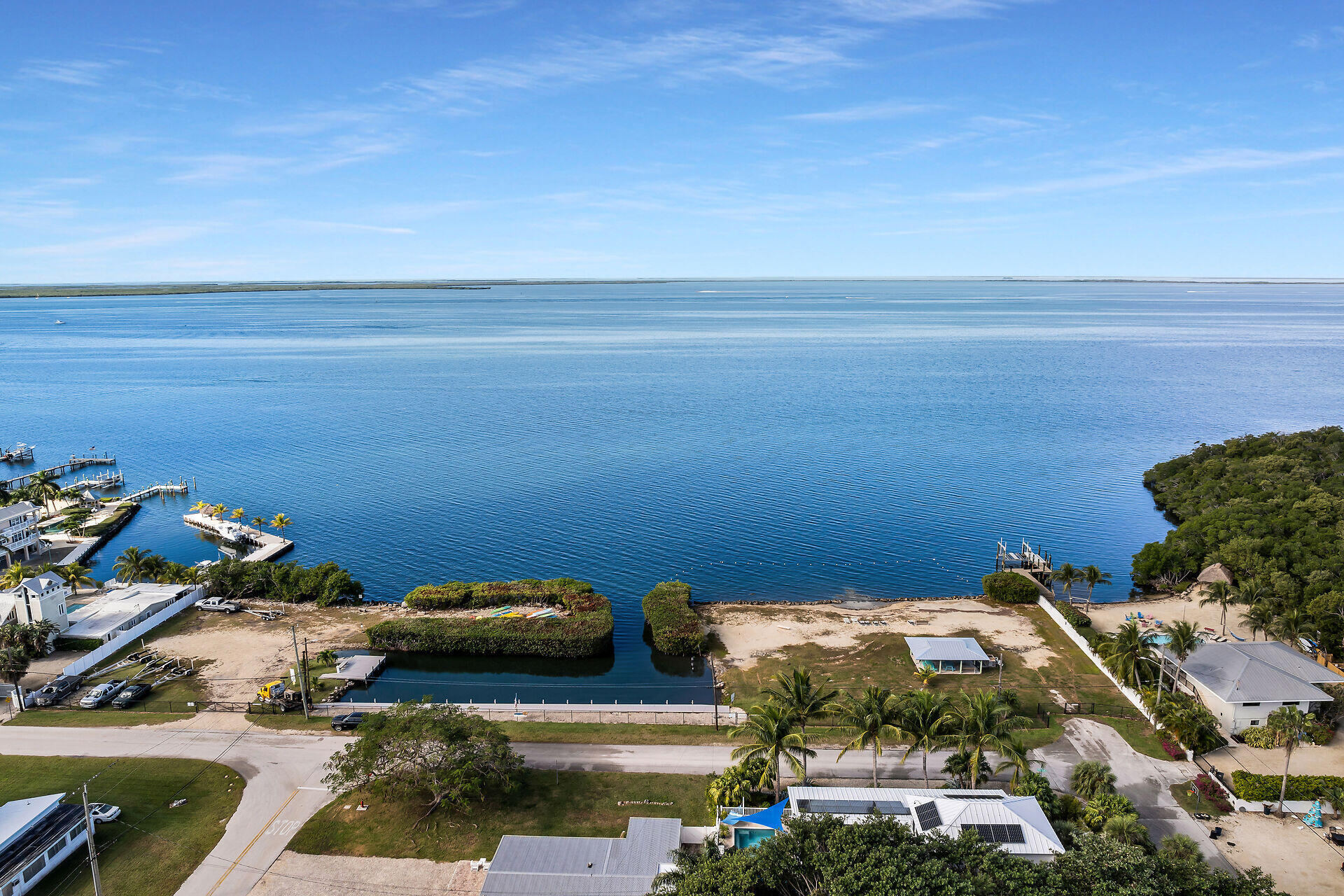 28 Tarpon Avenue Key Largo, FL 33037 - Photo 4 of 42
