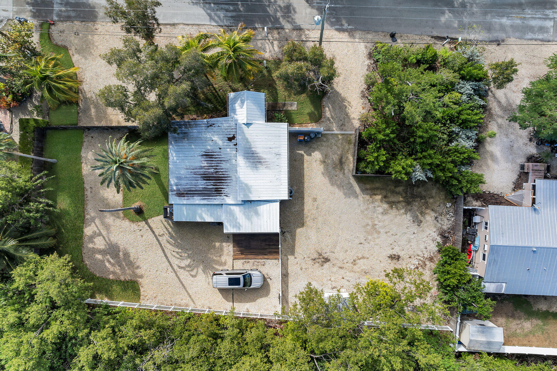 28 Tarpon Avenue Key Largo, FL 33037 - Photo 10 of 42 an aerial view of a house with outdoor space