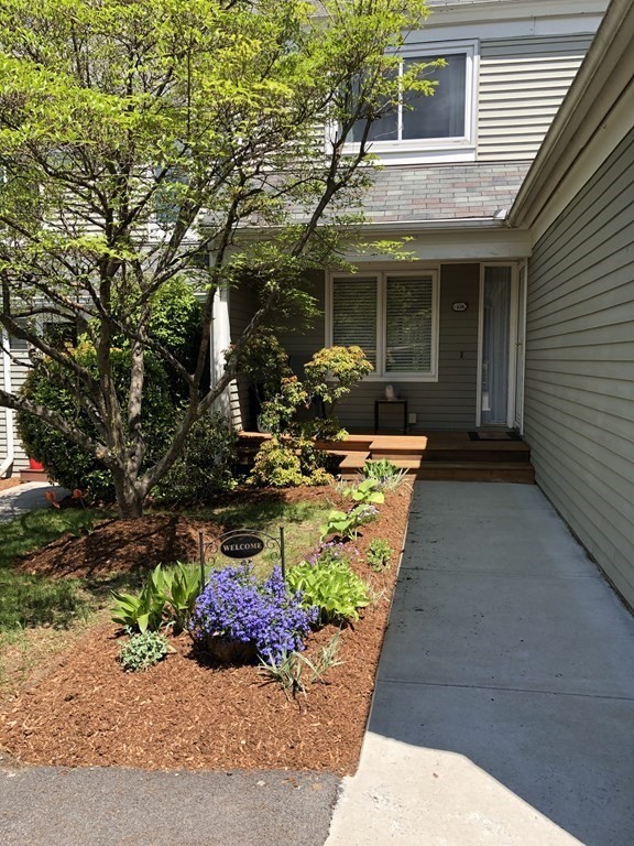 108 Stone Ridge Road, Unit 108 Franklin, MA 02038 - Photo 1 of 18 Gallery Image 1