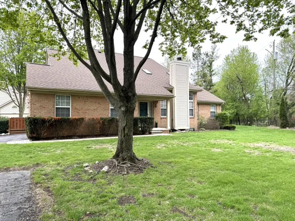 $419,000 | 33377 Norfolk Street, Unit 3, Livonia, MI 48152