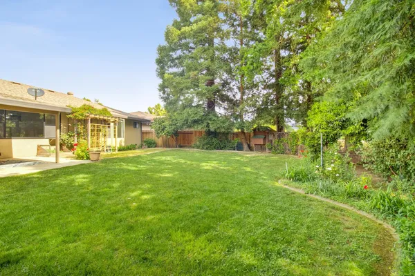 $715,000 | 1076 Sand Bar Circle, Carmichael, CA 95608