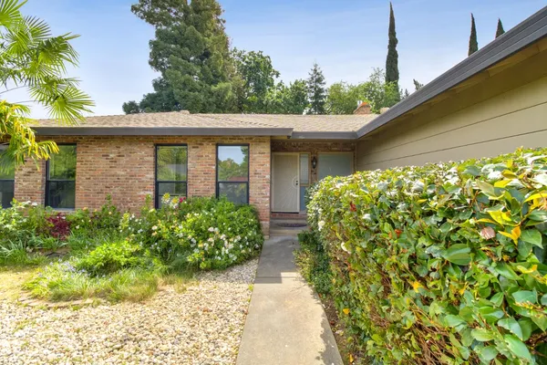 $715,000 | 1076 Sand Bar Circle, Carmichael, CA 95608