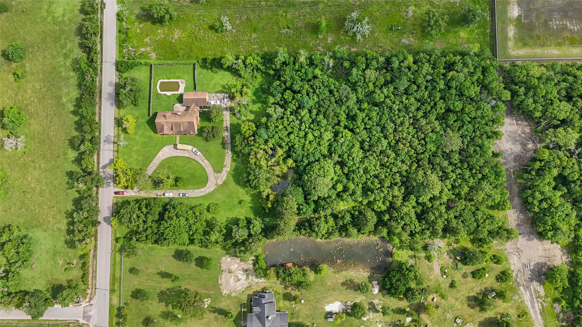 0 Clifford Street Alvin, TX 77511 - Photo 6 of 6 a bird view of a garden