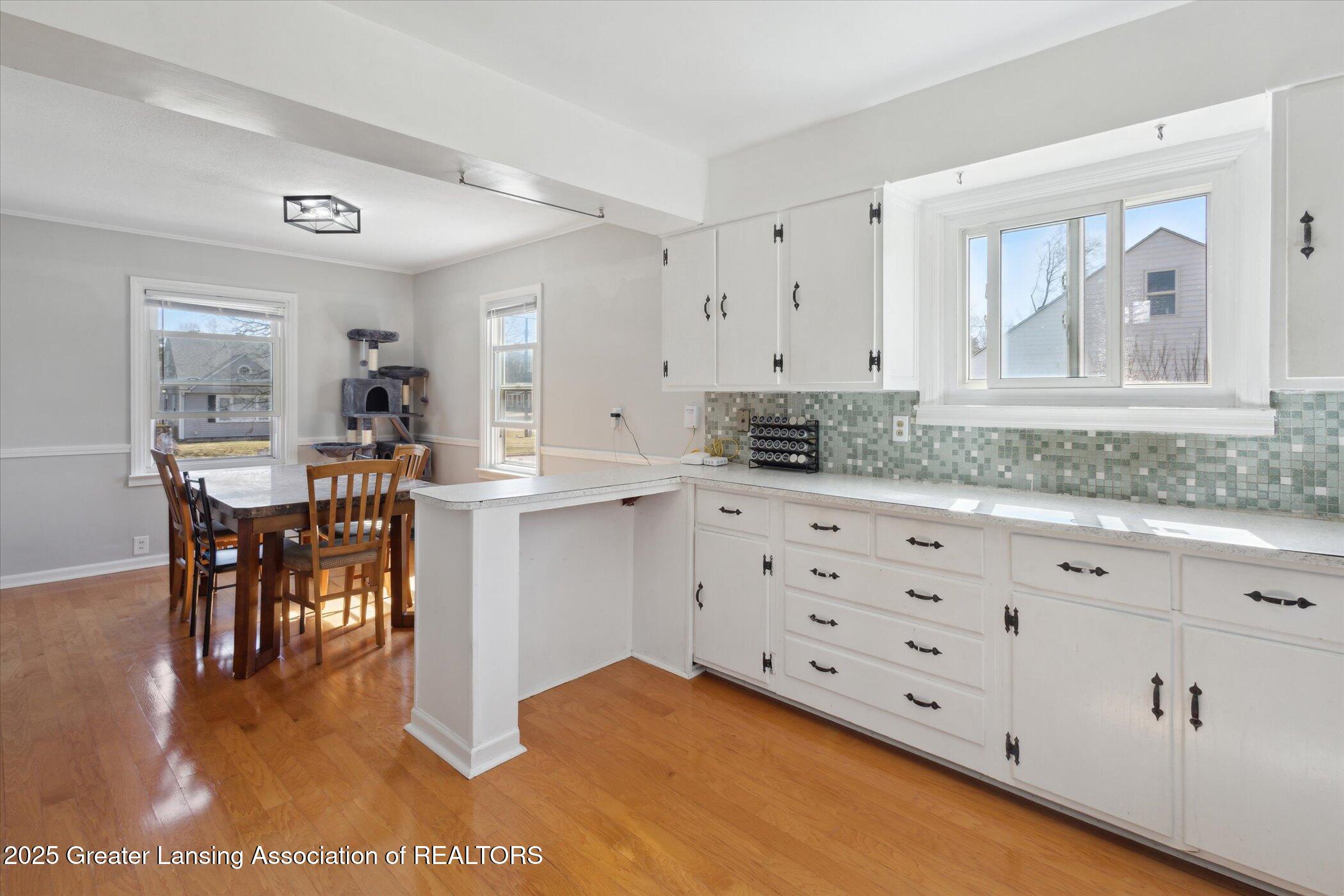 1007 Maycroft Road Lansing, MI 48917 - Photo 14 of 24 15-1007-Maycroft-Rd-Lansing-MI-48917-Win