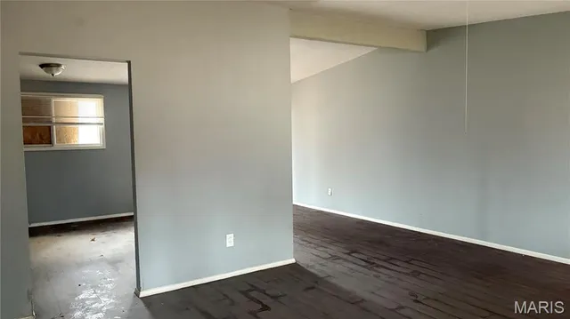 $99,900 | 2740 Holiday Hill, Florissant, MO 63033