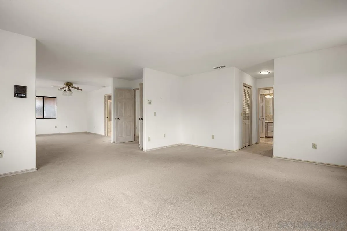 3130 Goldfinch Street San Diego, CA 92103 - Photo 34 of 59 a view of empty room
