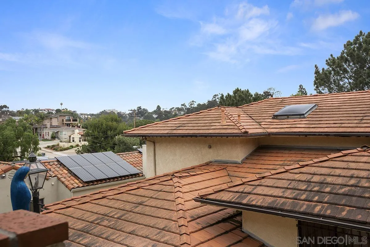 3130 Goldfinch Street San Diego, CA 92103 - Photo 56 of 59 a view of a house with roof deck