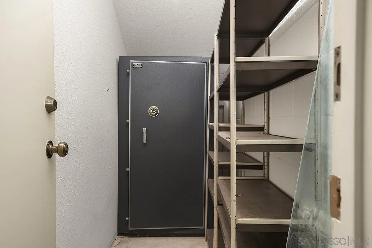 3130 Goldfinch Street San Diego, CA 92103 - Photo 59 of 59 a bathroom with a shower and a sink