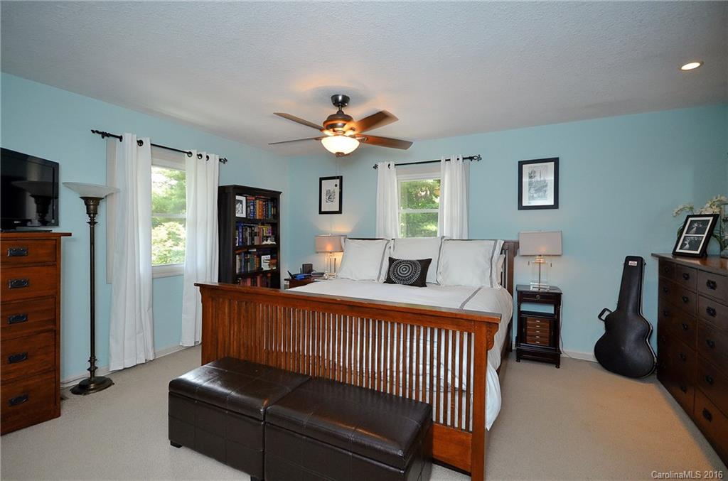 24 Graystone Road Asheville, NC 28804 - Photo 11 of 19 Gallery Image 11