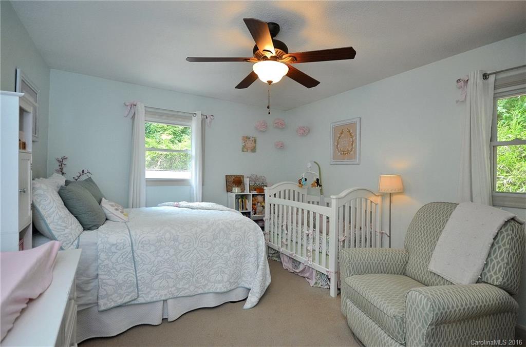 24 Graystone Road Asheville, NC 28804 - Photo 15 of 19 Gallery Image 15