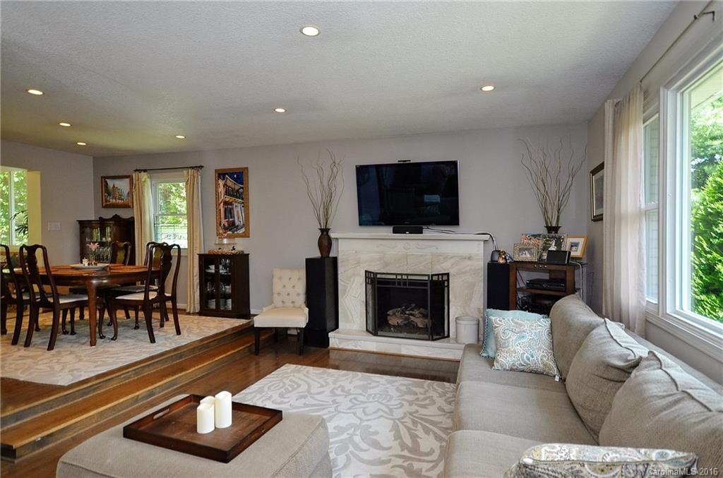 24 Graystone Road Asheville, NC 28804 - Photo 4 of 19 Gallery Image 4