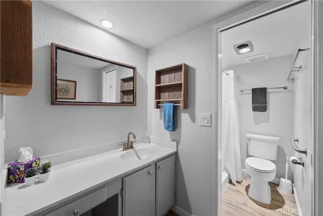 $1,299,990 | 405 Avenida Granada, Unit 212, San Clemente, CA 92672