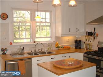 22 Wayland Road Berwyn, PA 19312 - Photo 6 of 6 Kitchen