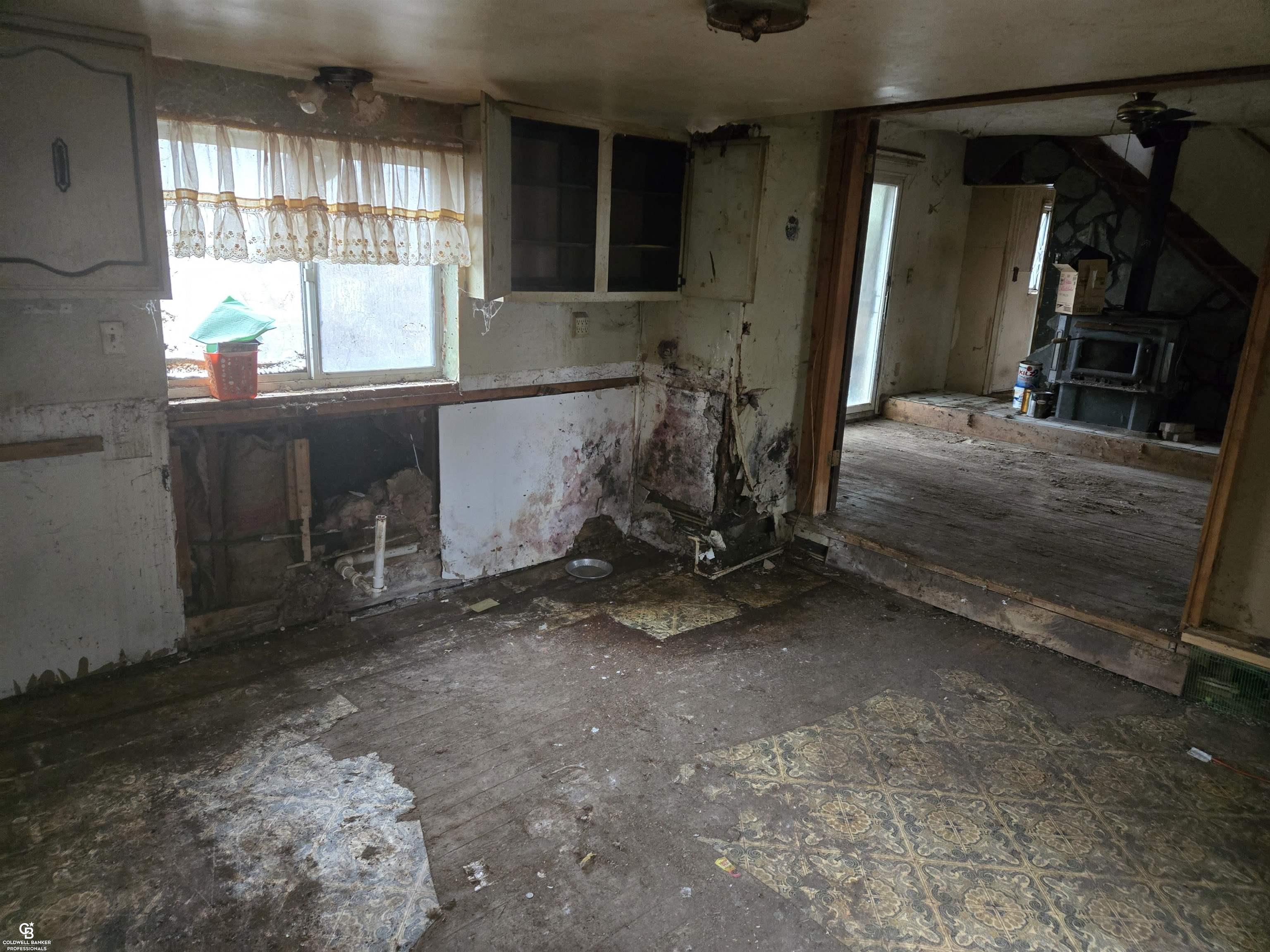 1815 Riley Center Road Memphis, MI 48041 - Photo 9 of 22