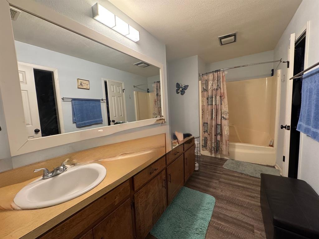 817 South Bell Street Hamilton, TX 76531 - Photo 13 of 25