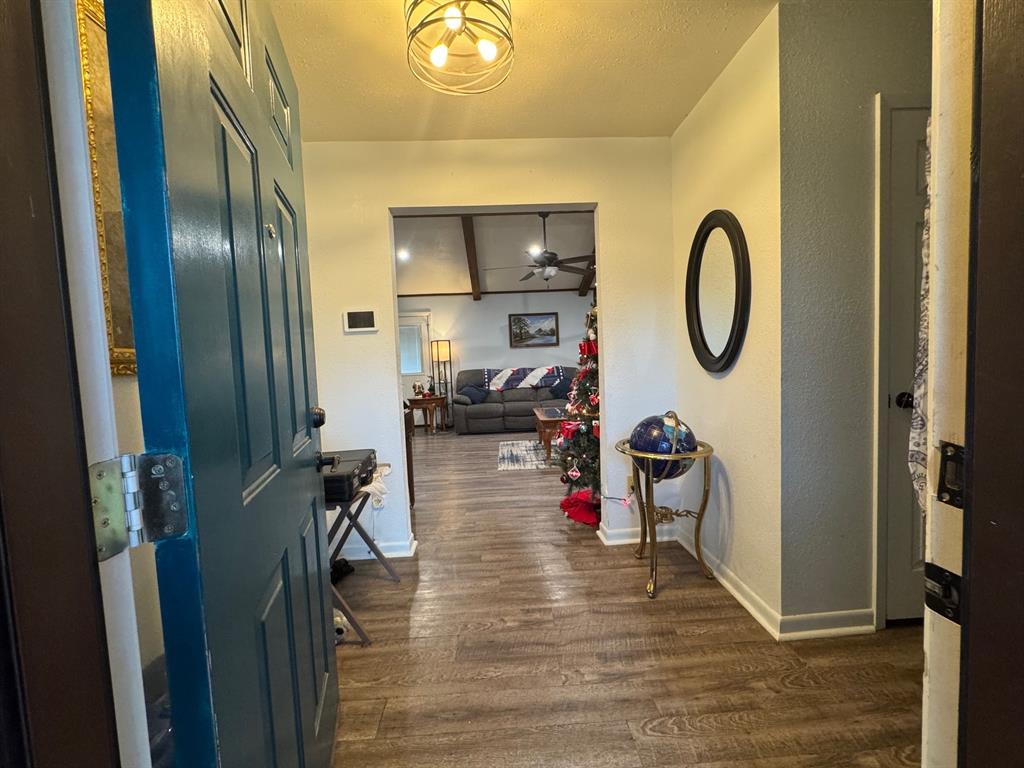 817 South Bell Street Hamilton, TX 76531 - Photo 3 of 25