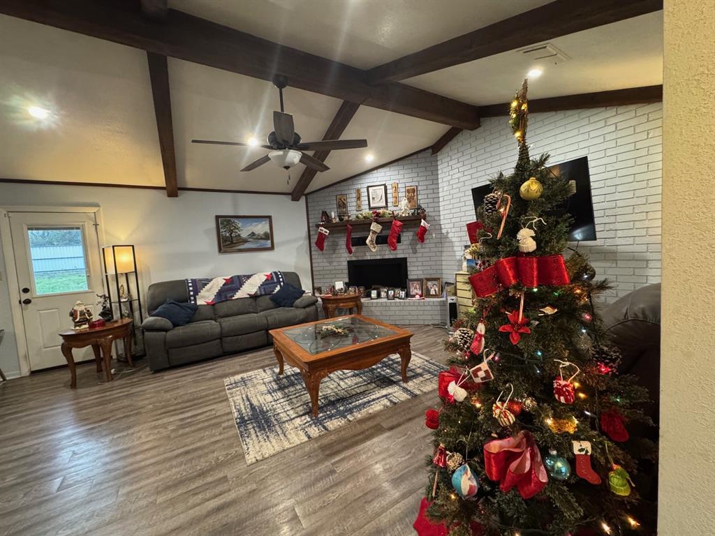 817 South Bell Street Hamilton, TX 76531 - Photo 4 of 25