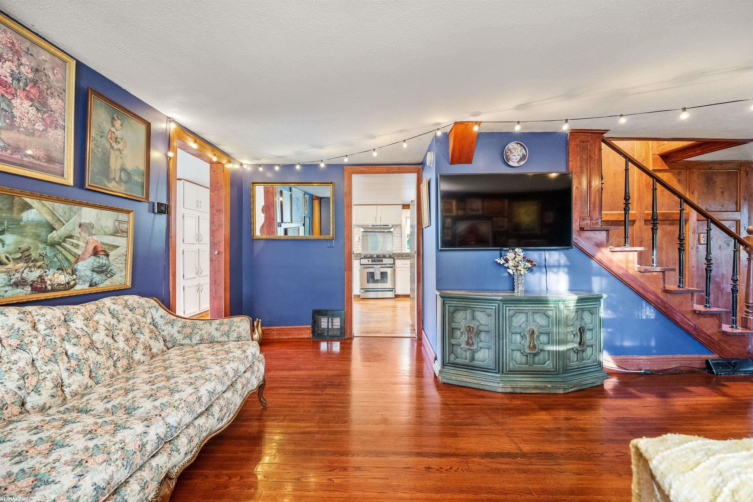 270 Rowland Road Leonard, MI 48367 - Photo 13 of 80 50112131-12.JPG