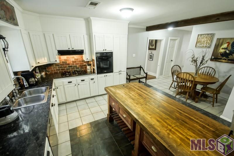 12926 Devall Road Central, LA 70818 - Photo 7 of 24