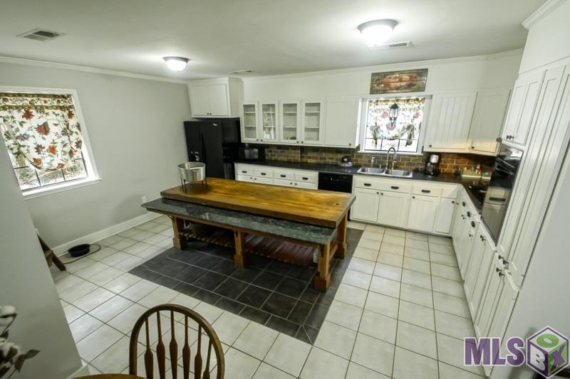 12926 Devall Road Central, LA 70818 - Photo 10 of 24