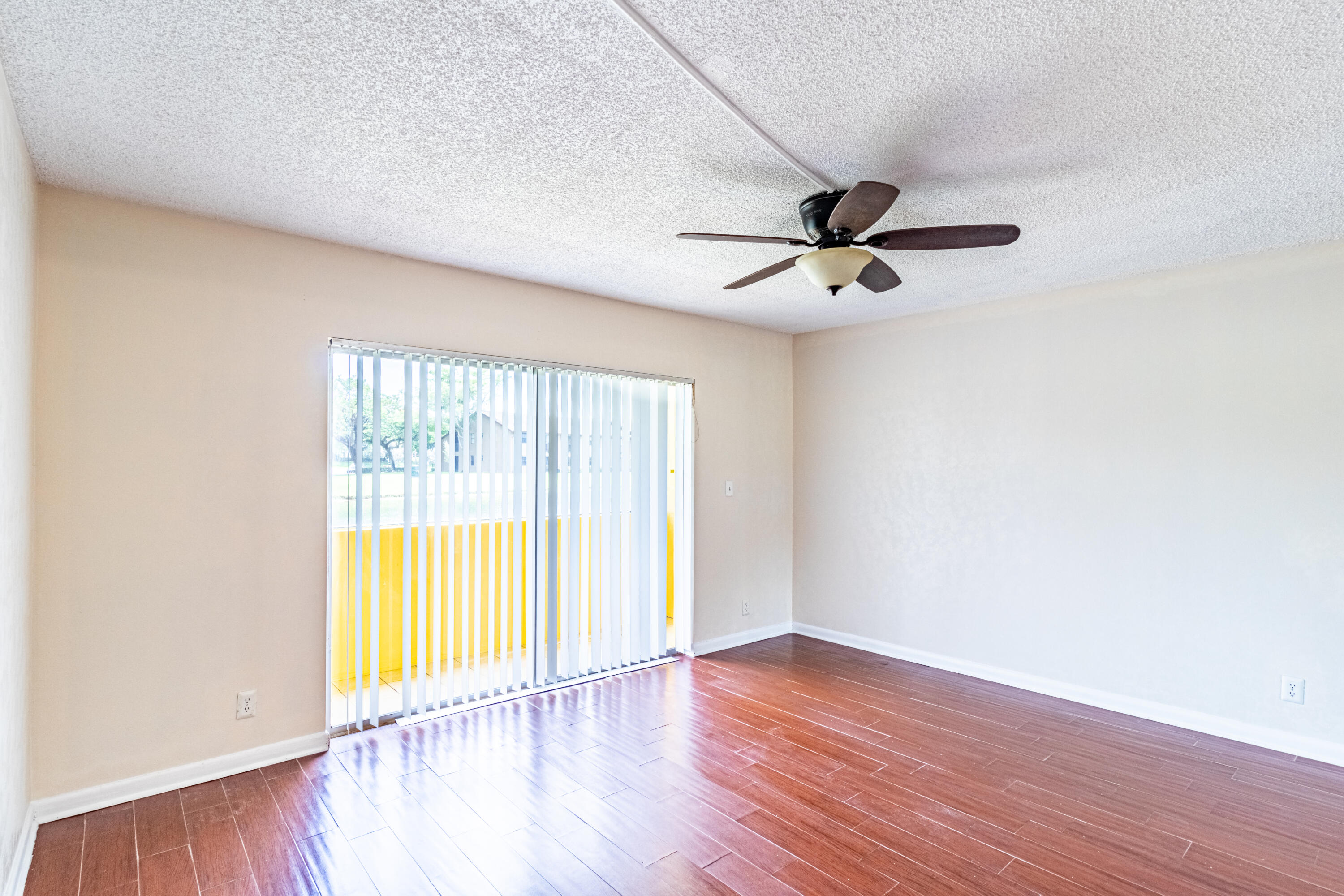 3905 North Nob Hill Road, Unit 103 Sunrise, FL 33351 - Photo 15 of 27 Master Bedroom