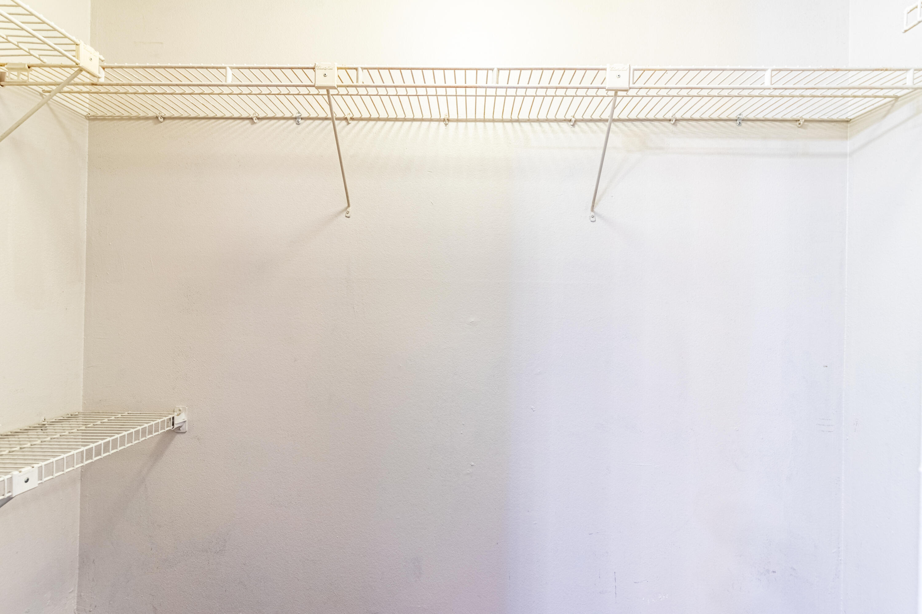 3905 North Nob Hill Road, Unit 103 Sunrise, FL 33351 - Photo 18 of 27 Walk-In Closet