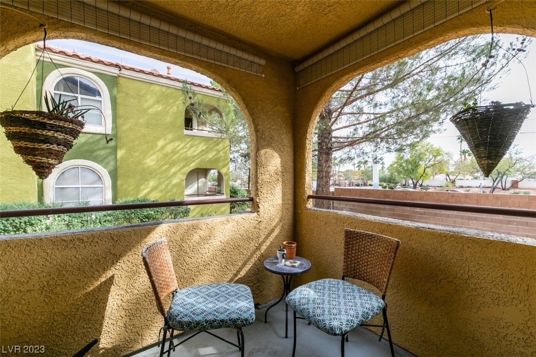 7950 West Flamingo Road, Unit 1012 Las Vegas, NV 89147 - Photo 4 of 41