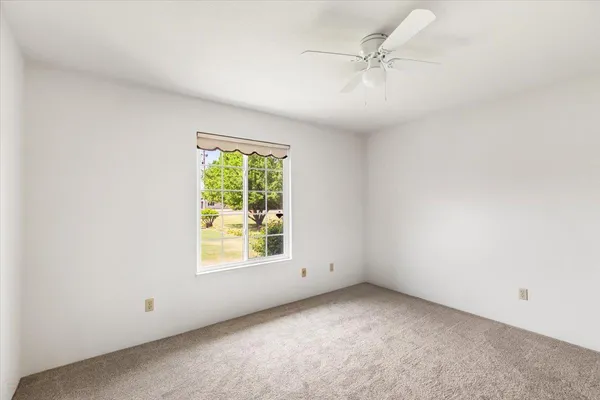 $899,900 | 22082 Oleander Avenue, Manteca, CA 95337