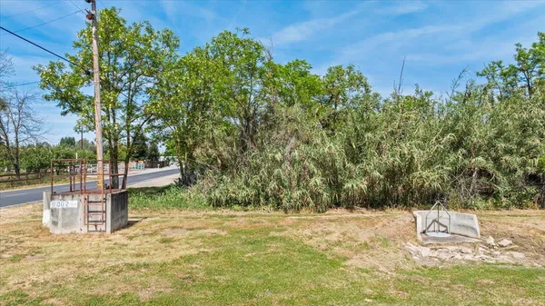 $899,900 | 22082 Oleander Avenue, Manteca, CA 95337