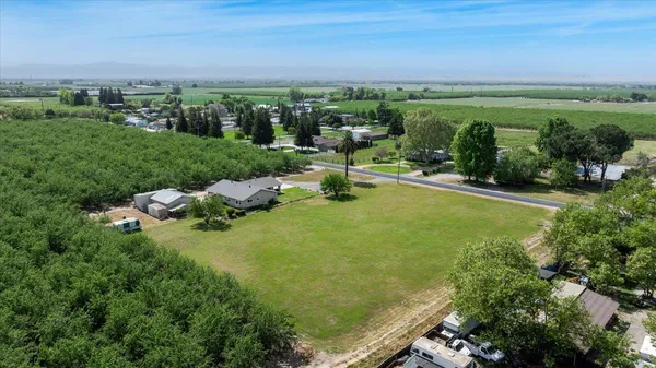 $899,900 | 22082 Oleander Avenue, Manteca, CA 95337