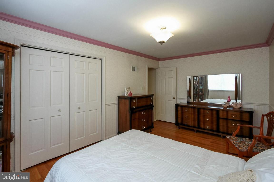 11110 Troy Road Rockville, MD 20852 - Photo 22 of 30 Bedroom (Master)