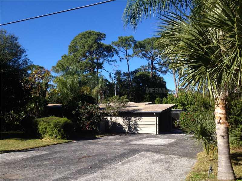 1729 Field Road Sarasota, FL 34231 - Photo 1 of 1 a view of a backyard